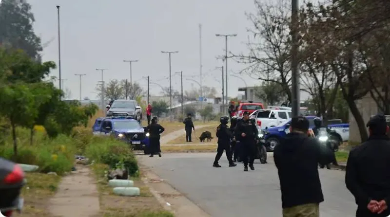 Búsqueda intensiva de adolescente desaparecida moviliza a fuerzas de seguridad en Córdoba