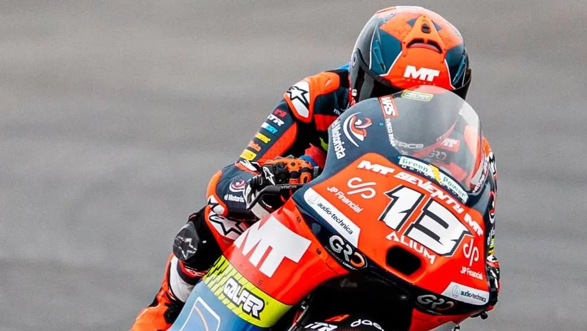 Hakim Danish consigue histórico tercer puesto en el Moto3 de Italia