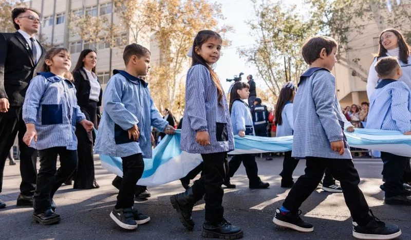 San Juan conmemoró 216 años de la Revolución de Mayo con desfile cívico-militar y actos oficiales