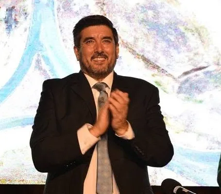 Adrián Fuertes atribuye a su contadora la adhesión al régimen de «Inocencia Fiscal» y pide regresar al sistema general