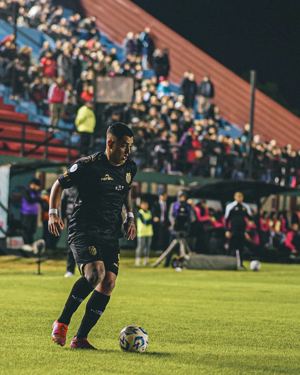 Barracas Central avanzó a octavos de la Copa Argentina con un golazo de Damián Martínez