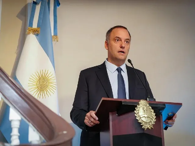 El fiscal Pollicita estudia ampliar la causa por enriquecimiento ilícito contra Manuel Adorni