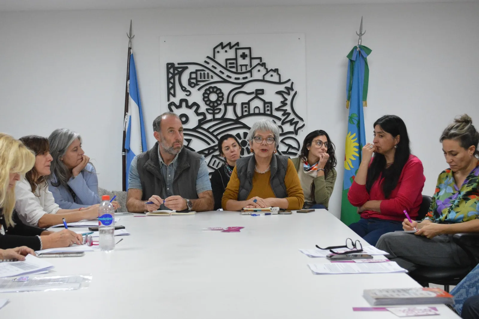 La Provincia impulsa un nuevo vademécum para ampliar el rol de obstétricas y obstétricos en salud sexual