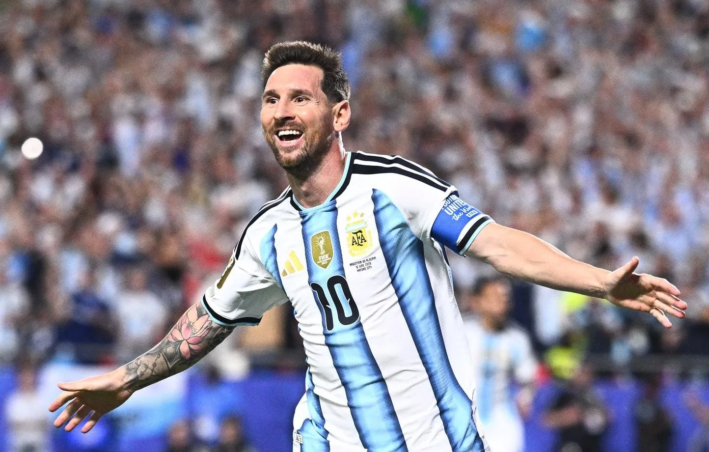 Messi brilla con un triplete ante Argelia y envía un mensaje a Mbappé y Haaland en el Mundial