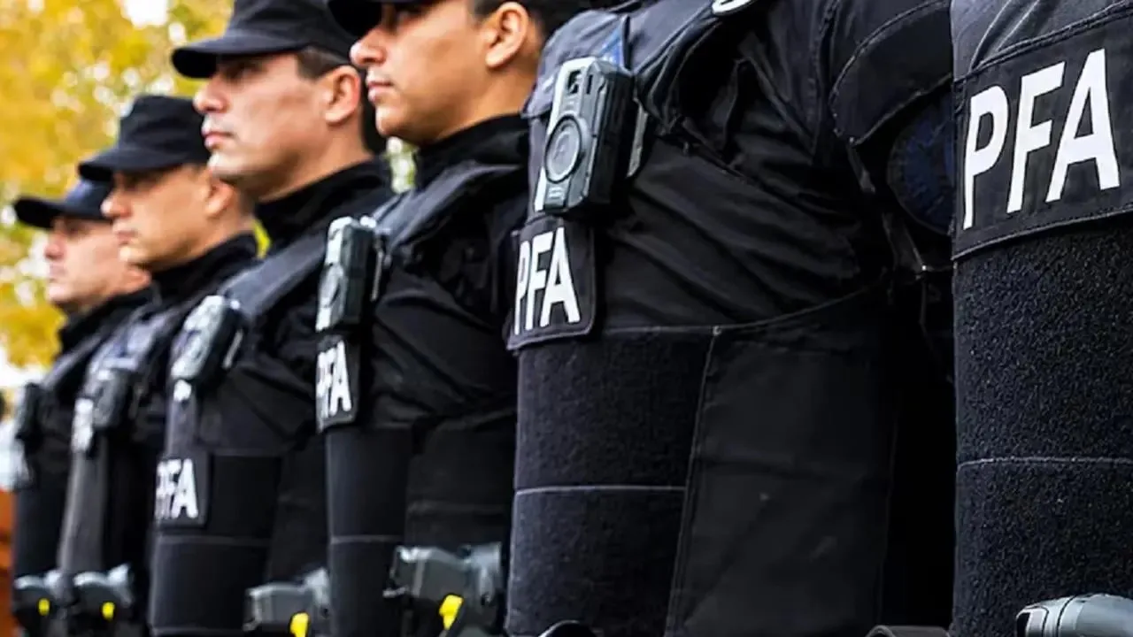 Actualización de salarios en las policías federal y bonaerense para 2026
