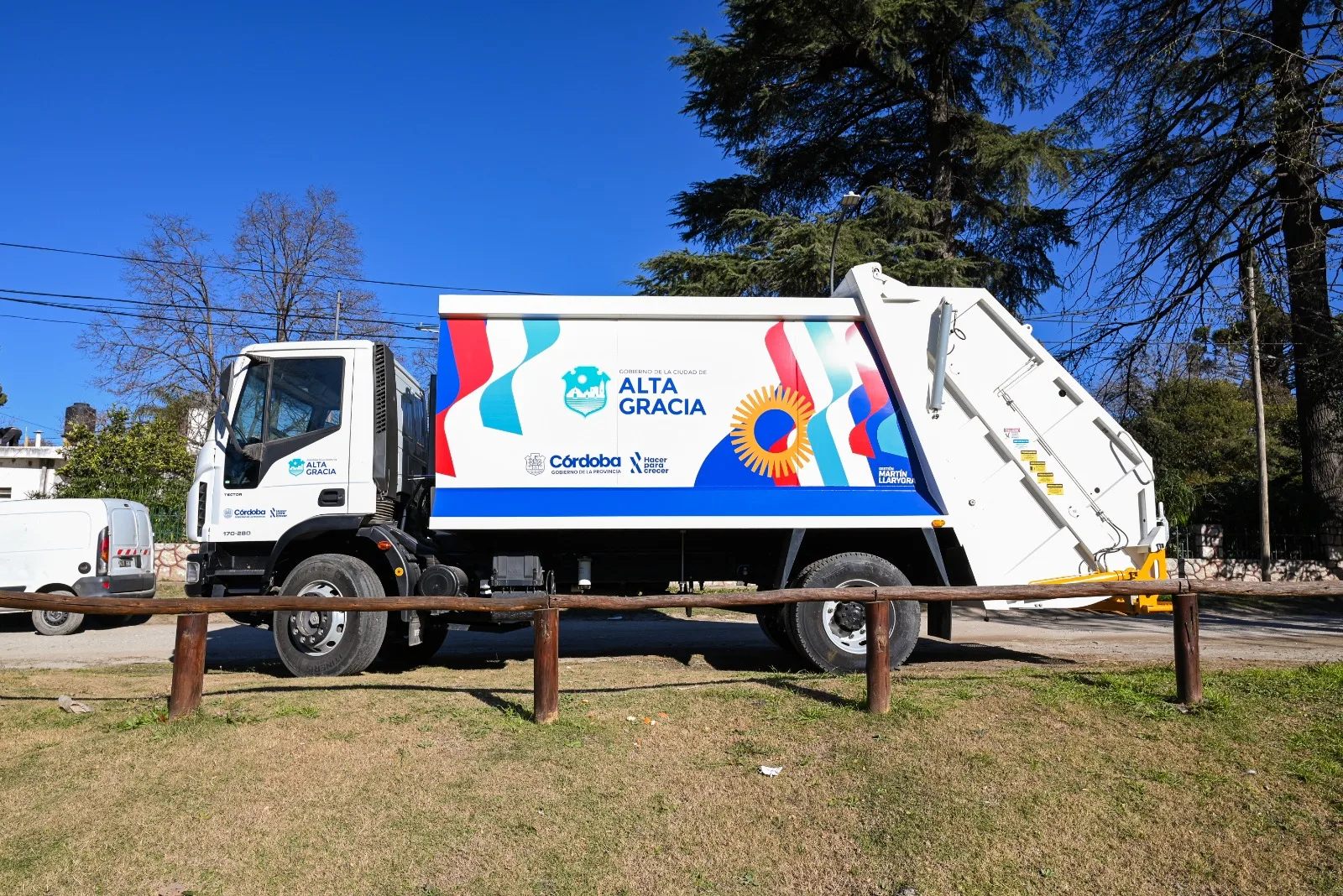 Alta Gracia suma un nuevo camión compactador para mejorar la recolección de residuos