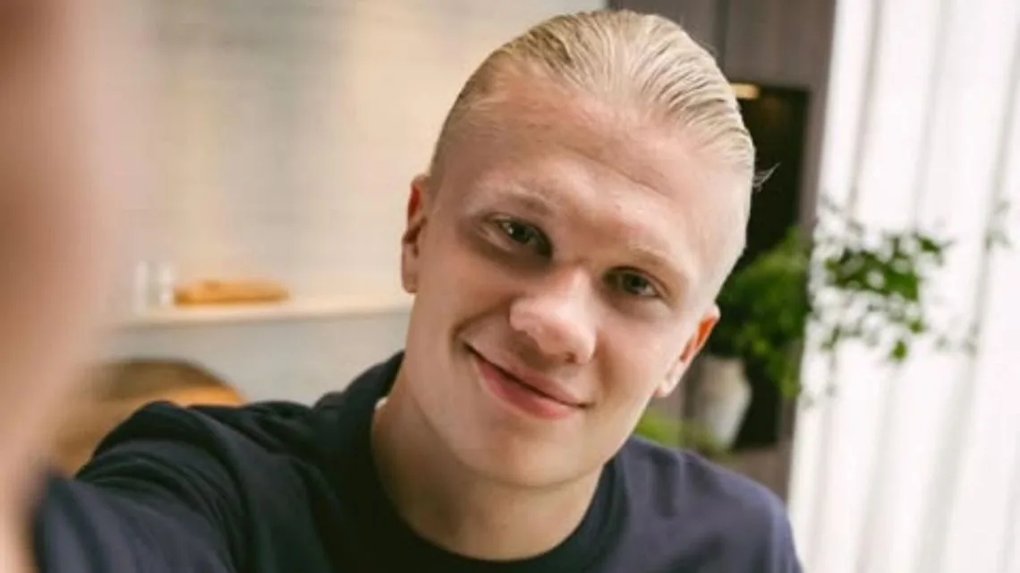 Anastasia Kostromitina, la modelo rusa que sorprende por su parecido con Erling Haaland