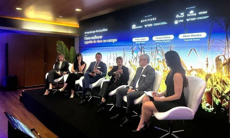 Autoridades y aseguradoras impulsan modernización y expansión del seguro rural en Brasil