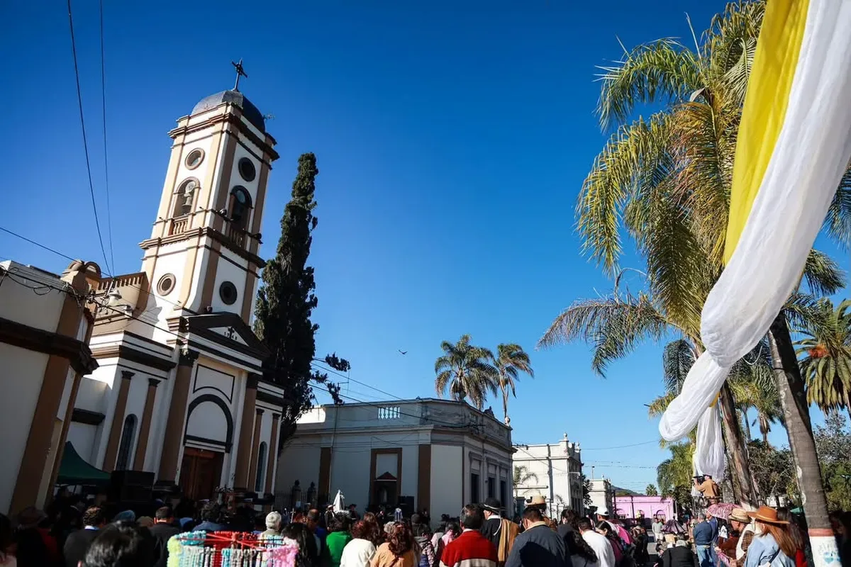 Carlos Sadir participó en las celebraciones patronales en El Carmen