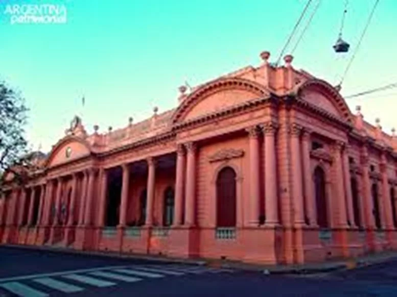 Corrientes planifica hasta dos nuevos incrementos salariales para estatales antes de fin de año