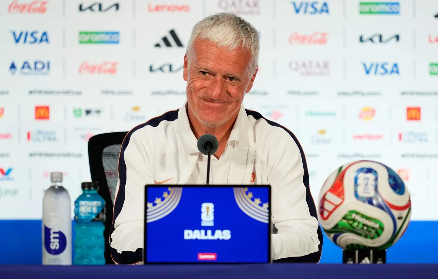 Deschamps reconoce a España como favorita y niega revancha en el próximo encuentro