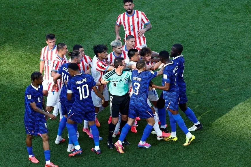 Francia se clasificó a cuartos del Mundial 2026 tras vencer a Paraguay por 1-0