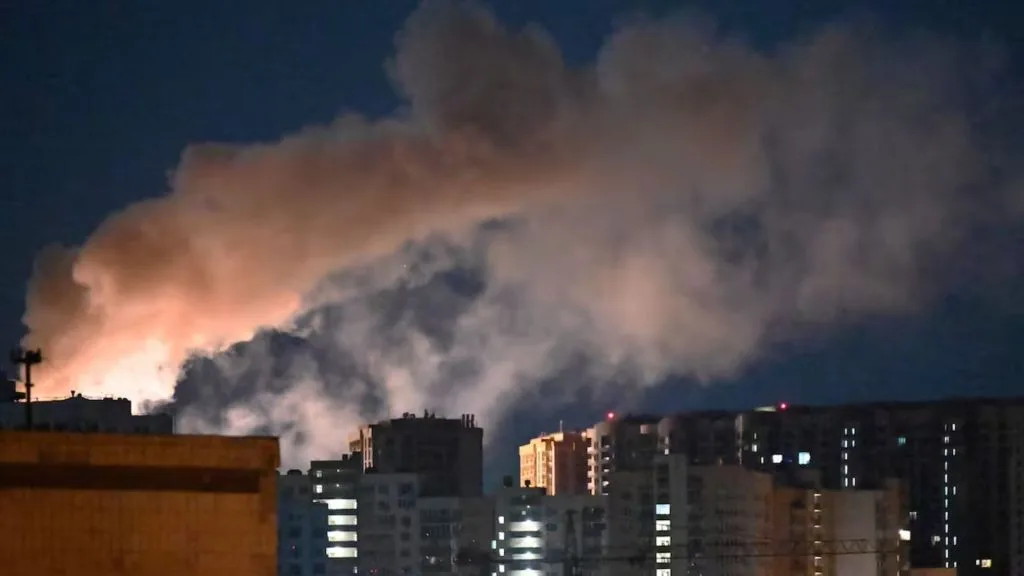Kiev sufre el ataque más devastador desde el inicio de la guerra con al menos 17 muertos