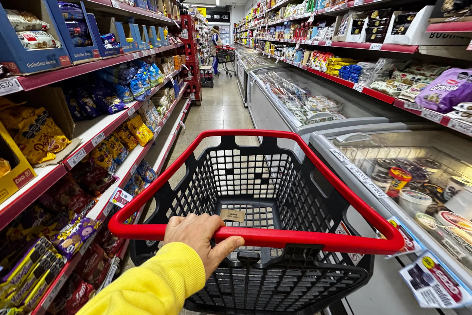La inflación de junio se desacelera a 1,9%, alcanzando el nivel más bajo en casi un año