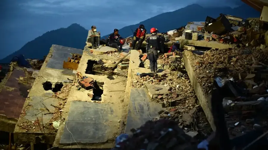 Más de 4.500 muertos y cerca de 30.000 desaparecidos tras terremotos en Venezuela