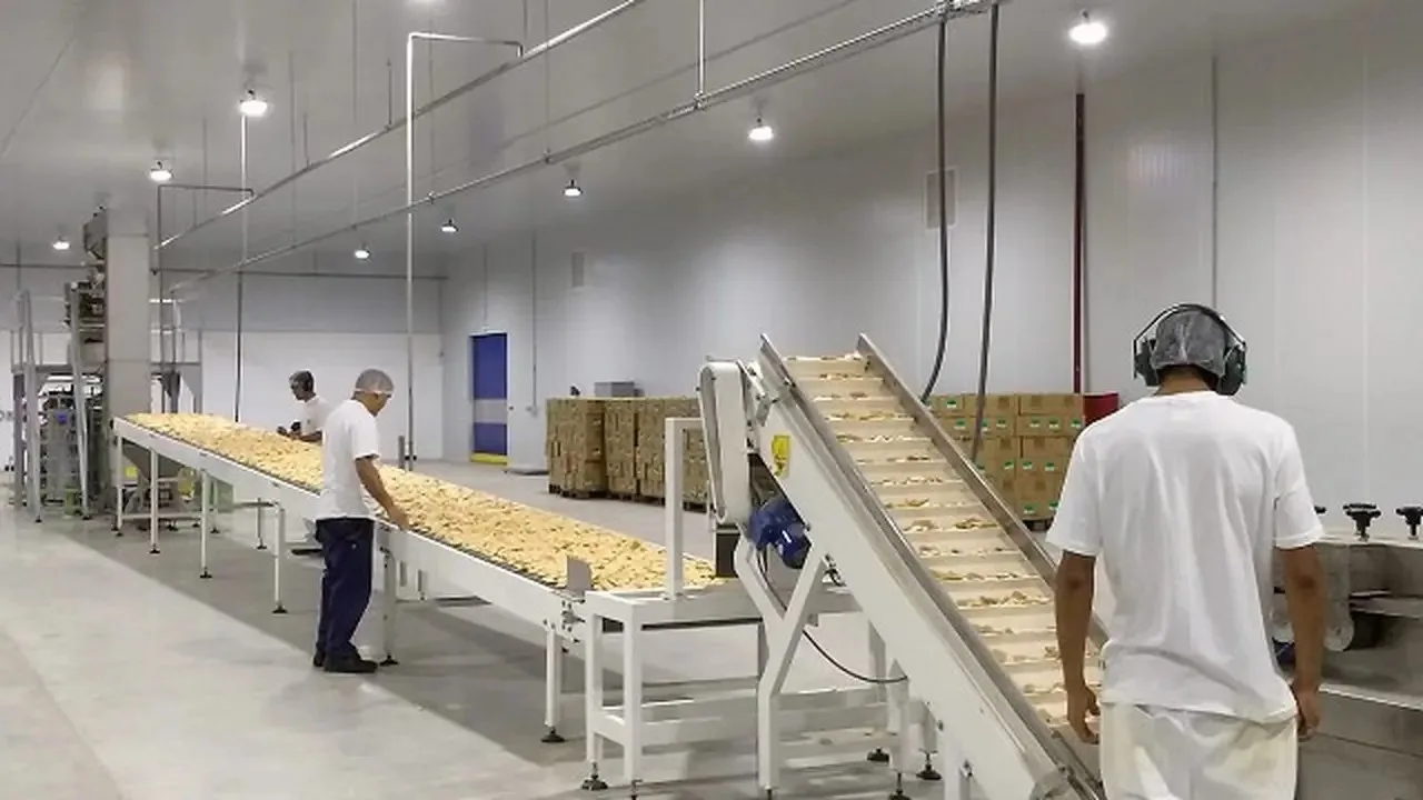 Rebaja de personal en planta de cereal en Pilar por caída en producción y consumo