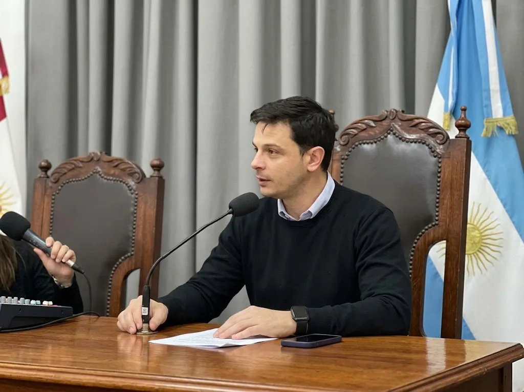 Juan Pablo Inglese subraya la relevancia de la juventud y la educación en Villa María