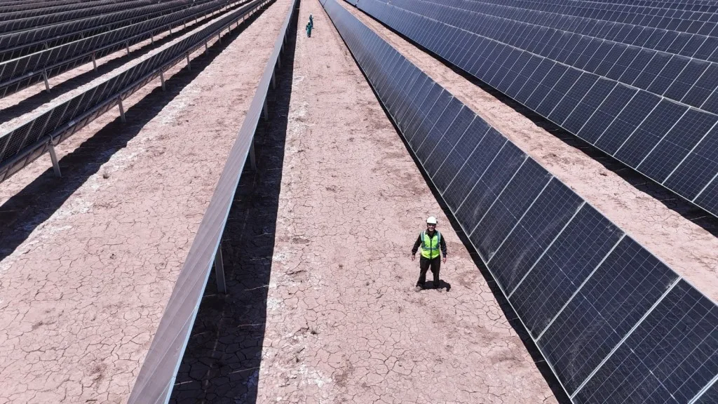 Inauguran el Parque Solar El Quemado, primer proyecto RIGI concluido en Argentina