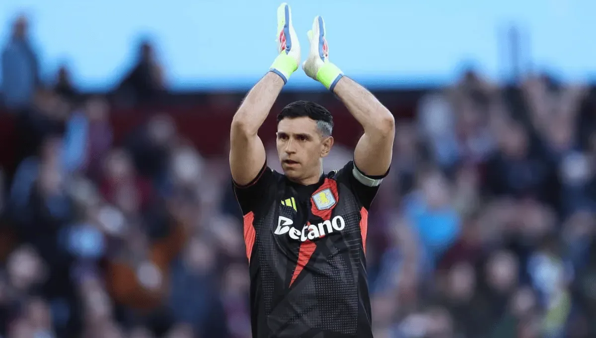 Liverpool considera a Emiliano Martínez como su próximo arquero tras el Mundial