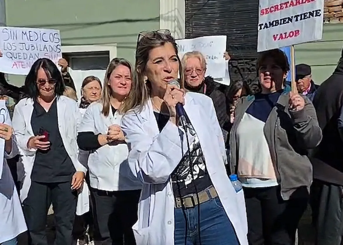 Médicos de cabecera del PAMI en Zárate protestaron por la reducción de honorarios