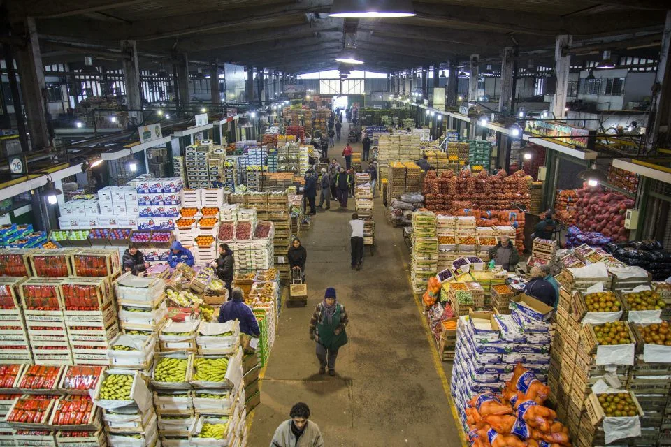 Mendoza implementa "Zona Segura" para ampliar la comercialización frutihortícola sin barreras fitosanitarias