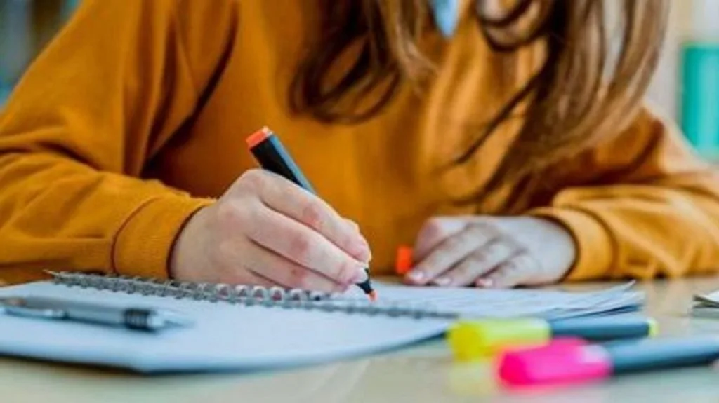 Río Negro abre inscripciones para becas dirigidas a estudiantes universitarios y terciarios