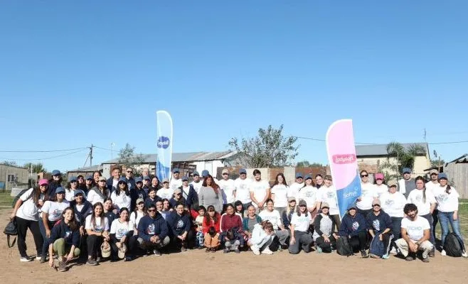 Softys y TECHO inauguran infraestructura comunitaria en barrio Los Pomelos